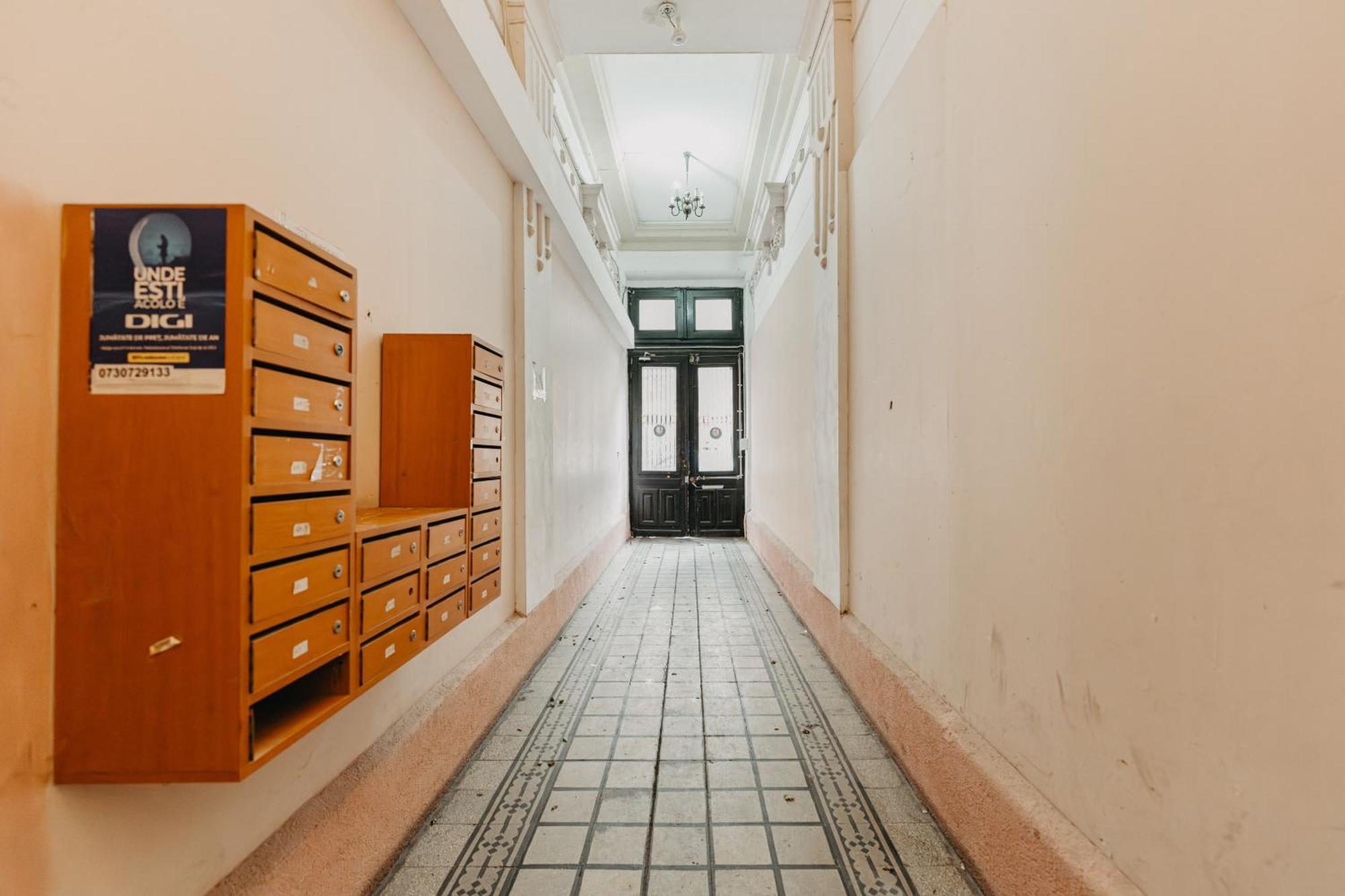 Studio Piata Amzei Nr.1 بوخارست المظهر الخارجي الصورة