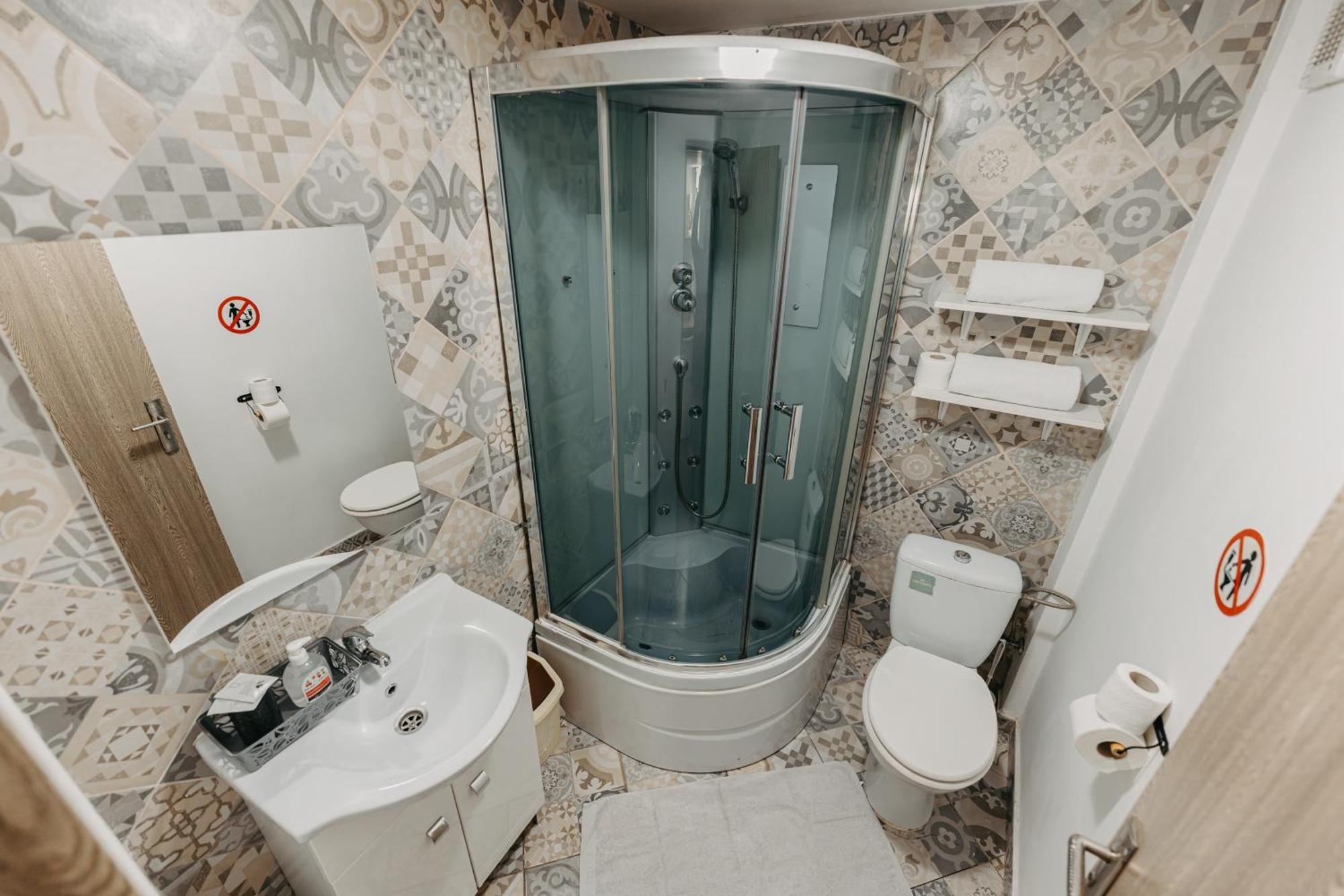 Studio Piata Amzei Nr.1 بوخارست المظهر الخارجي الصورة